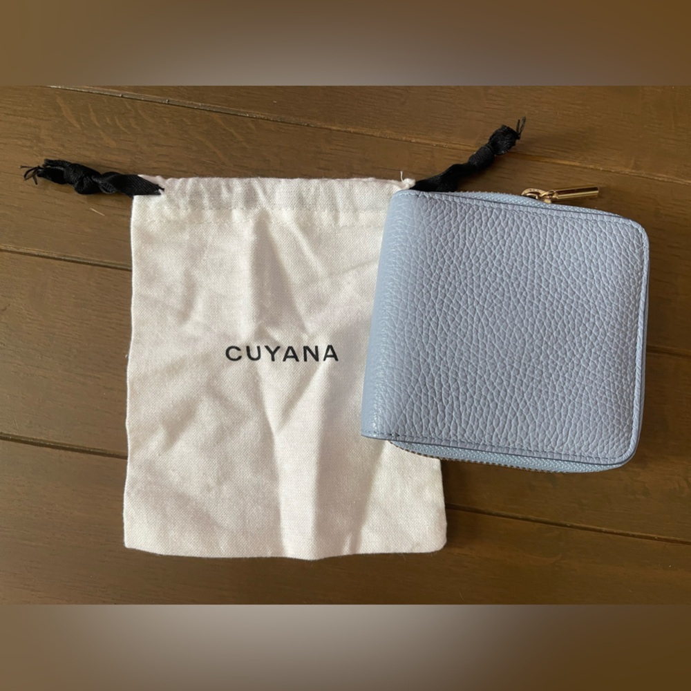 Cuyana Small Classic Zip Around Wallet in Dusk Blue